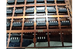 IC芯片激光打標